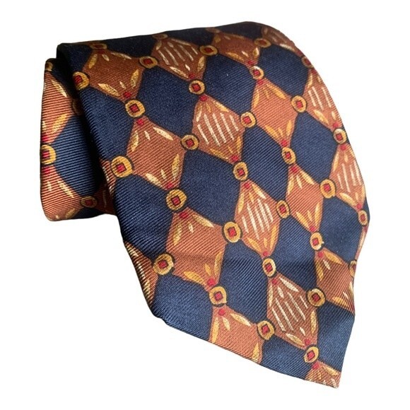 Burberrys of London Tie Men's Blue Geometric 100% Silk Necktie Career Luxury - Picture 2 of 7